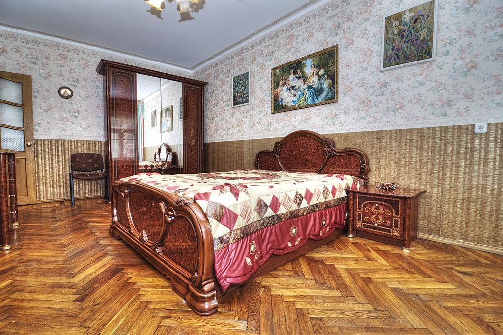 Apartment Na 7-Ya Krasnoarmeyskaya เซนต์ปีเตอร์สเบิร์ก ห้อง รูปภาพ